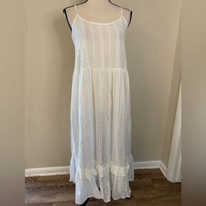 Label of Love white islet lace maxi dress SZ M